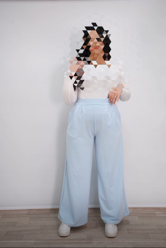 سروال "أوفر توب مونطوني".. القطعة التي ستعشقين ارتدائها كل يوم! ✨💙